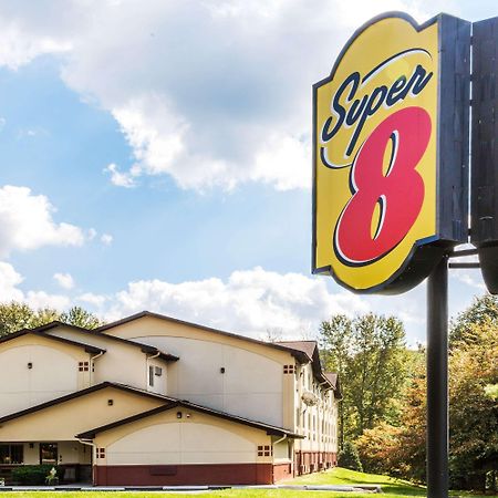 Super 8 By Wyndham East Stroudsburg - Poconos Hotel Exterior foto