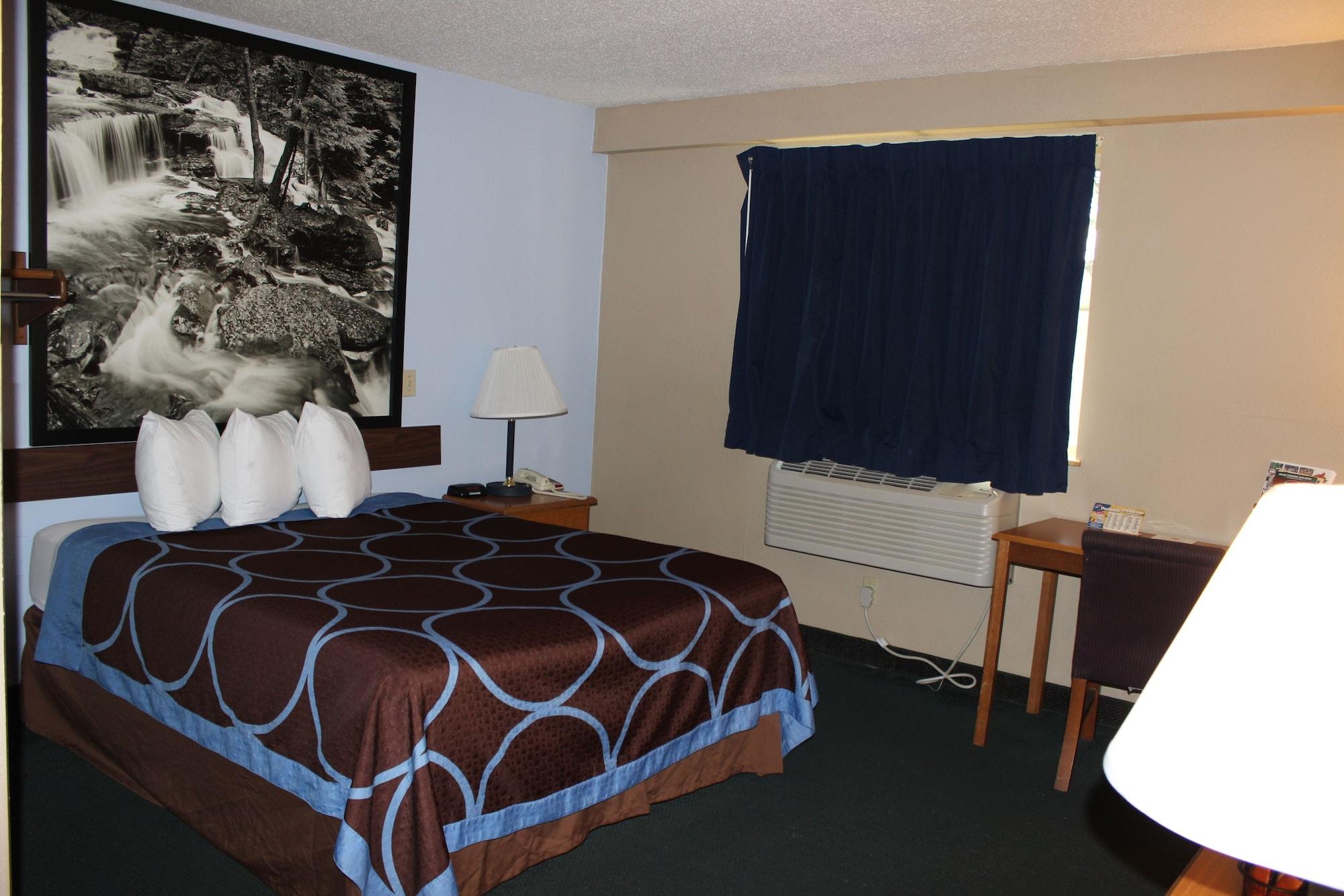 Super 8 By Wyndham East Stroudsburg - Poconos Hotel Exterior foto